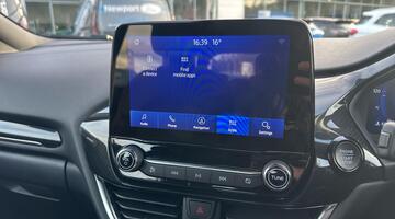 2024 Ford 1.0T EcoBoost MHEV ST-Line DCT Euro 6 5-door (White) - Image: 36