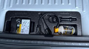 2022 Ford 1.0T EcoBoost Titanium Euro 6 5-door (White) - Image: 40