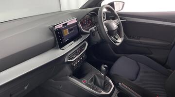 2025 SEAT 1.0 TSI FR Black Edition Euro 6 5-door (Multicolour) - Image: 2