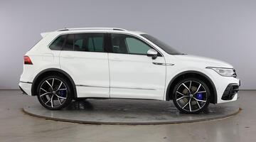 2022 Volkswagen 2.0 TSI R DSG 4Motion Euro 6 5-door (White) - Image: 4