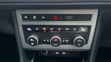 2022 SEAT TSI EVO FR Sport DSG Euro 6 5-door (White) - Image: 20