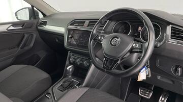 2018 Volkswagen 2.0 TDI SE Navigation DSG Euro 6 5-door (Grey) - Image: 6