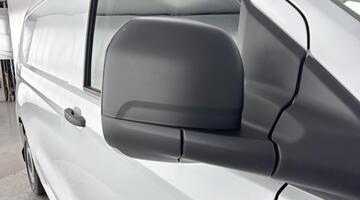 2025 Volkswagen 2.0 TDI T28 Commerce Plus FWD SWB Euro 6 5-door (White) - Image: 37