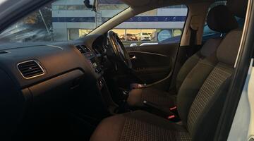 2017 Volkswagen TSI BlueMotion Tech Match Euro 6 5-door (White) - Image: 2