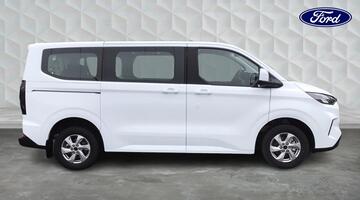 2025 Ford 2.0 320 EcoBlue Zetec L1 Euro 6 5-door (White) - Image: 4