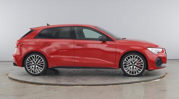 2025 Audi 2.0 TFSI Black Edition Sportback S Tronic quattro Euro 6 5-door (Red) - Image: 4