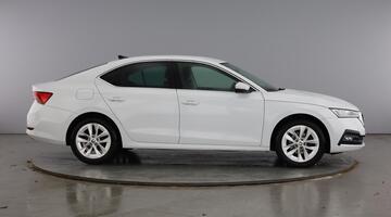 2021 Škoda TSI ACT SE L First Edition Euro 6 5-door (White) - Image: 4