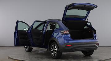 2023 Volkswagen 1.0 TSI Life DSG Euro 6 5-door (Blue) - Image: 11