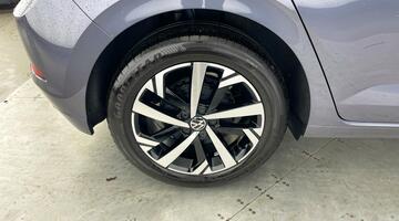 2025 Volkswagen 1.0 TSI Match Euro 6 5-door (Grey) - Image: 22