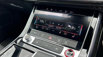 2025 Audi 4.0 TFSI V8 Black Edition Tiptronic quattro Euro 6 5-door (White) - Image: 26