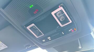 2025 Volkswagen ETSI MHEV R-Line DSG Euro 6 5-door (Blue) - Image: 59