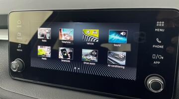 2025 Škoda 1.0 TSI Design Edition Euro 6 5-door (Multicolour) - Image: 18