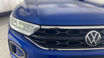 2025 Volkswagen TSI Match DSG Euro 6 5-door (Blue) - Image: 38