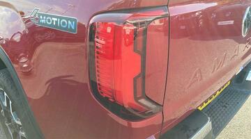 2025 Volkswagen 2.0 TDI Style Auto 4Motion Euro 6 4-door (Red) - Image: 18