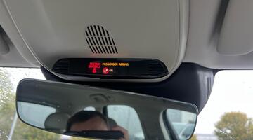 2017 Volvo 2.0 D4 Momentum Auto Euro 6 5-door (Black) - Image: 39