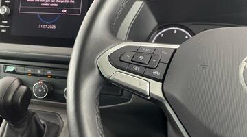 2024 Volkswagen 2.0 TDI T30 Highline Kombi DSG FWD SWB Euro 6 5-door (White) - Image: 12