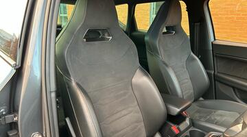 2022 CUPRA 2.0 TSI VZ1 DSG 4-doorive Euro 6 5dr (Grey) - Image: 16