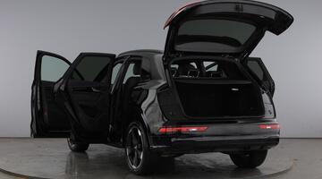 2020 Audi 2.0 TDI 40 Black Edition S Tronic quattro Euro 6 5-door (Black) - Image: 11