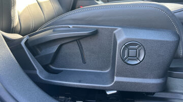 2025 Audi TFSI 35 Black Edition Sportback S Tronic Euro 6 5-door (White) - Image: 16