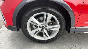 2025 Audi TFSI CoD 35 S line Sportback S Tronic Euro 6 5-door (Red) - Image: 39