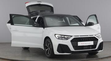 2025 Audi 1.0 TFSI 30 Black Edition Sportback S Tronic Euro 6 5-door (White) - Image: 9