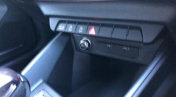 2025 Audi 1.0 TFSI 30 S line Sportback S Tronic Euro 6 5-door (Black) - Image: 32