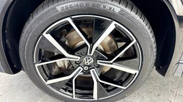 2024 Volkswagen 2.0 TDI R-Line DSG Euro 6 5-door (Grey) - Image: 41