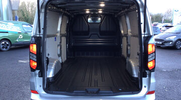 2025 Ford 2.0 300 EcoBlue Limited Auto LH1 Euro 6 5-door (Silver) - Image: 22