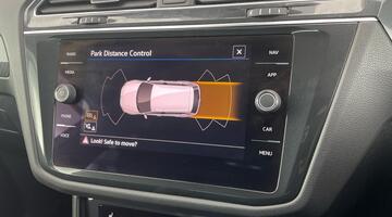 2022 Volkswagen 2.0 TDI R-Line DSG Euro 6 5-door (White) - Image: 26