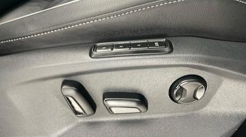 2017 Volkswagen 2.0 TSI R-Line DSG 4Motion Euro 6 5-door (Grey) - Image: 24