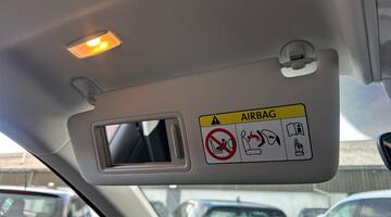 2025 Volkswagen 1.0 EVO Life Euro 6 5-door (Black) - Image: 49