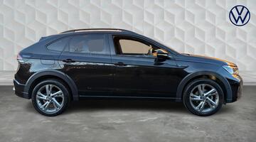 2022 Volkswagen 1.0 TSI R-Line DSG Euro 6 5-door (Black) - Image: 4
