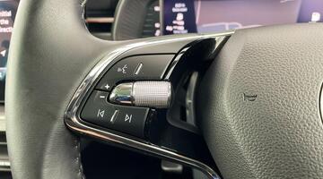 2023 Škoda 1.0 TSI SE L Executive DSG Euro 6 5-door (White) - Image: 12