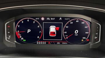 2025 Volkswagen TSI R-Line DSG Euro 6 5-door (Black) - Image: 11