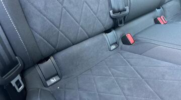 2022 Volkswagen TSI Style Euro 6 5-door (Red) - Image: 23