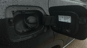 2024 Volkswagen TSI Style Euro 6 5-door (Black) - Image: 13