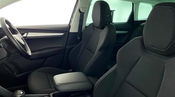 2025 Škoda TSI ACT SE Drive DSG Euro 6 5-door (Grey) - Image: 32