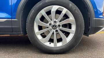 2022 Volkswagen 2.0 TDI Style Euro 6 5-door (Blue) - Image: 5