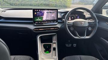 2025 CUPRA 2.0 TSI VZ1 DSG 4-doorive Euro 6 5dr (Grey) - Image: 8