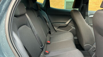 2025 SEAT 1.0 TSI FR DSG Euro 6 5-door (Blue) - Image: 18