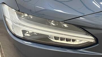 2025 Volvo 2.0h T6 18.8kWh Plus Auto Euro 6 5-door (Blue) - Image: 21