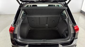 2023 Volkswagen TSI Elegance DSG Euro 6 5-door (Black) - Image: 28