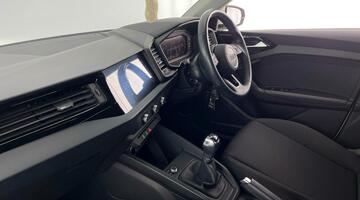 2022 Audi 1.0 TFSI 25 Technik Sportback Euro 6 5-door (White) - Image: 2