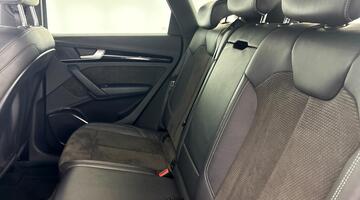 2020 Audi 2.0 TDI 40 Black Edition S Tronic quattro Euro 6 5-door (Black) - Image: 35