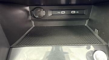 2021 Volkswagen 2.0 TDI R-Line DSG Euro 6 5-door (Grey) - Image: 12