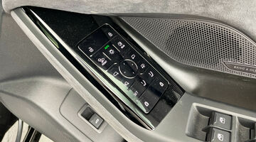 2025 Audi 100kWh Performance Edition 1 Auto 5-door (Black) - Image: 24