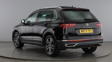 2023 Volkswagen TSI Elegance DSG Euro 6 5-door (Black) - Image: 3