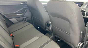 2025 Volkswagen TSI Match Euro 6 5-door (Grey) - Image: 27