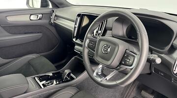 2024 Volvo 2.0 B3 MHEV Plus DCT Auto Euro 6 5-door (Grey) - Image: 6