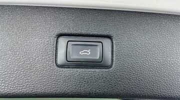 2022 Audi 3.0 TFSI V6 55 S line Tiptronic quattro Euro 6 5-door (White) - Image: 37